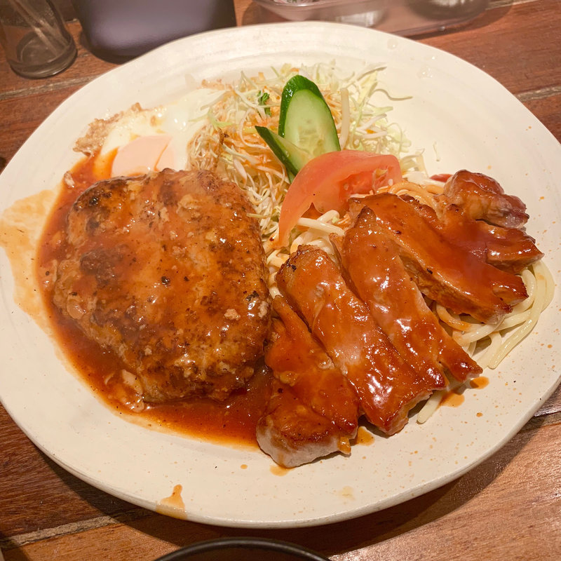 ハンバーグ&ポークステーキセット(洋食屋マック)