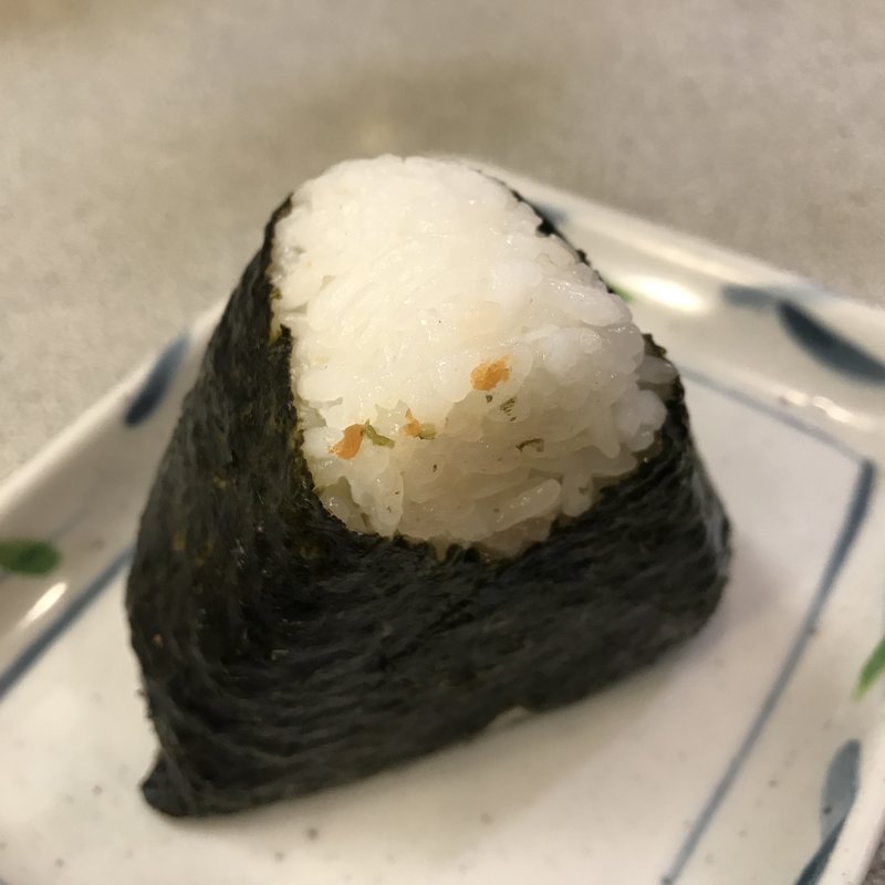 鮭おにぎり(かめや 神田西口店)