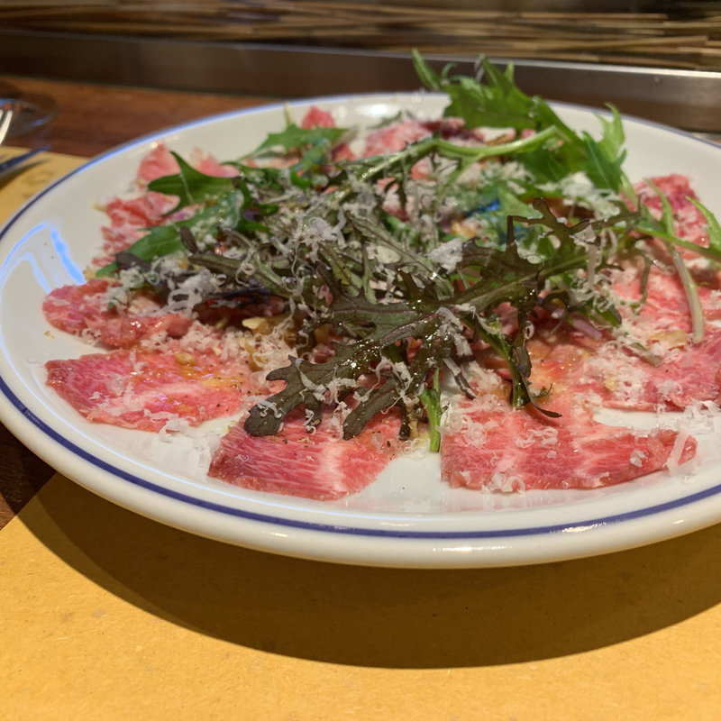 牛ホホカルパッチョ(メグリヴァ)