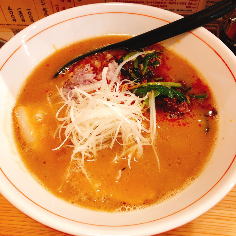 煮干しとんこつ麻婆ラーメン(麺や BEATLES)