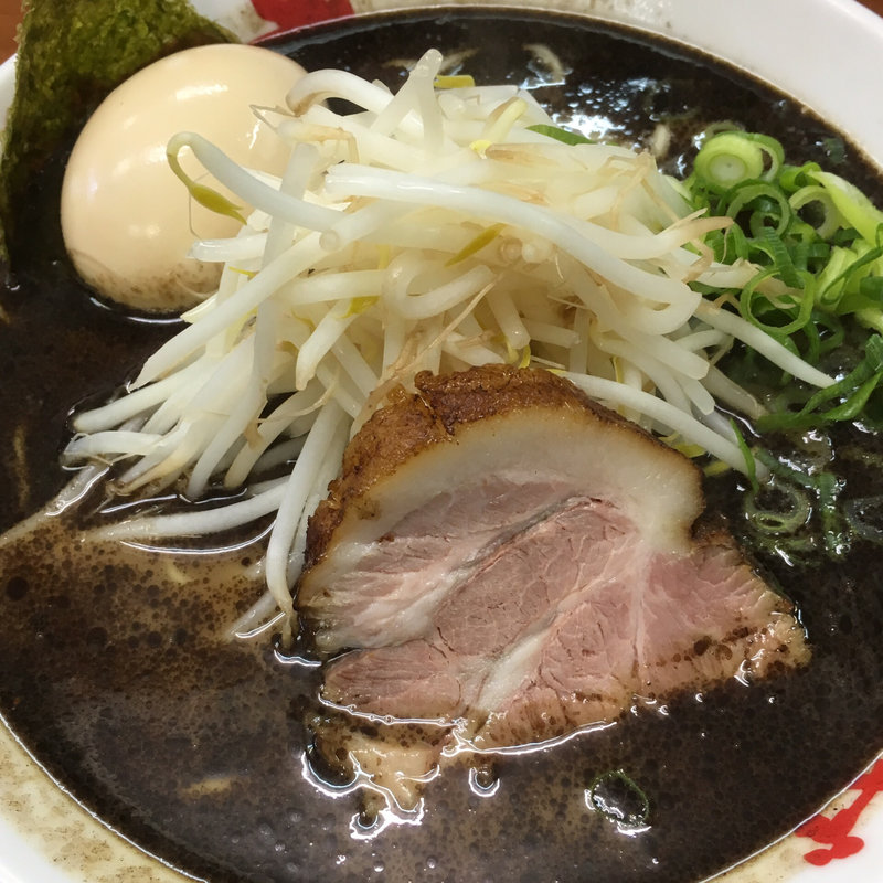 味玉入りらーめん(なんつッ亭 品川店)