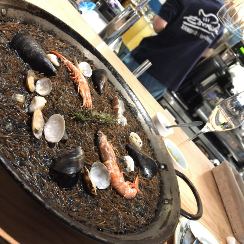 パエリア(XIRINGUITO Escriba)