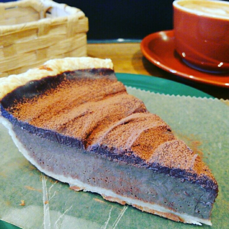 クラシックチョコレートパイ(Gon's Bake Shop)