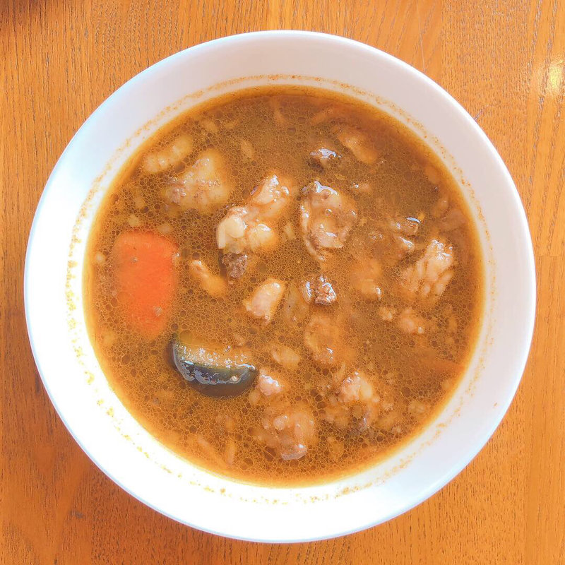 牛スジカシミールカリー(カリー＆ワヰン ビストロべっぴん舎 お茶の水本店)
