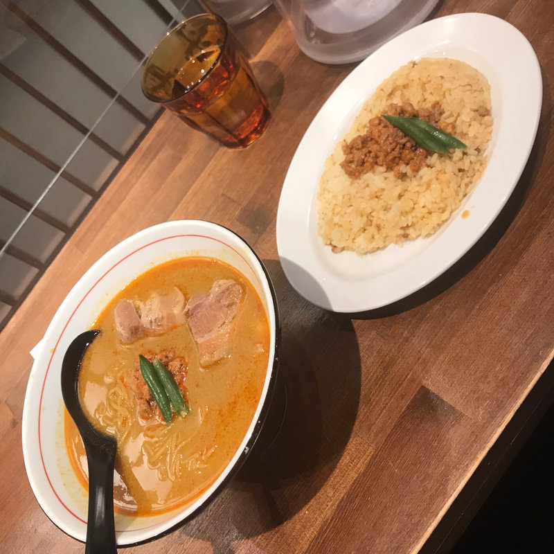太肉チャーシューカレー坦々＋カレーピラフ(虎杖)