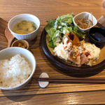 チキン南蛮(鶏食堂バル TORIICHIミント神戸店)