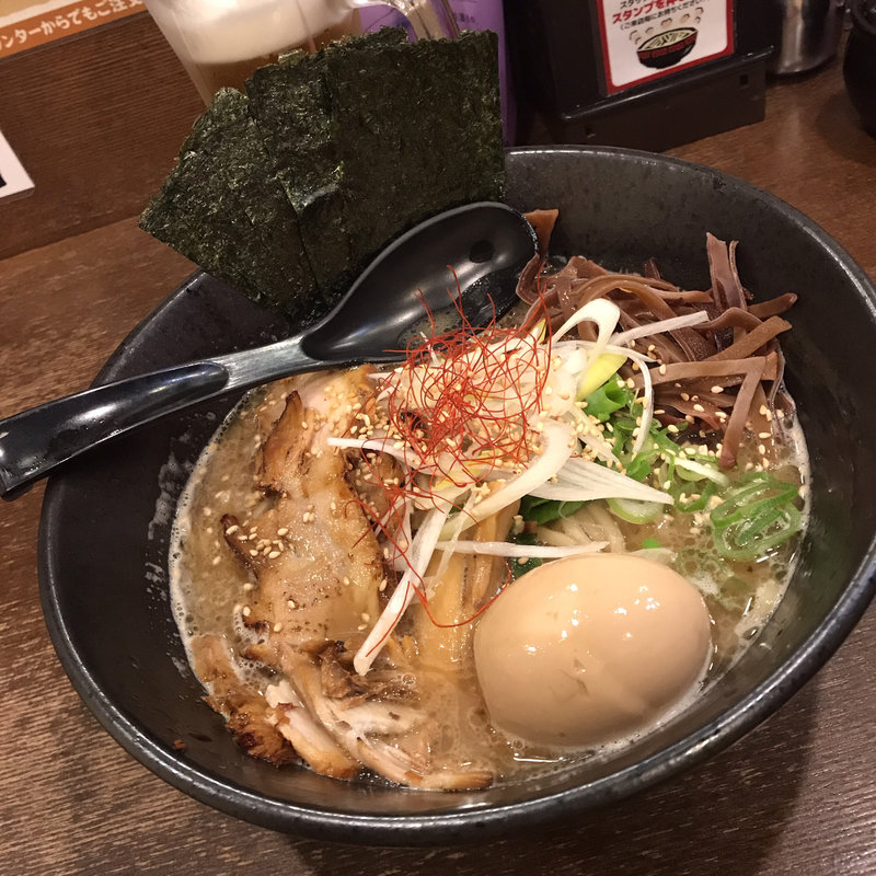 特製濃厚醤油ラーメン(中華そば うづまき)