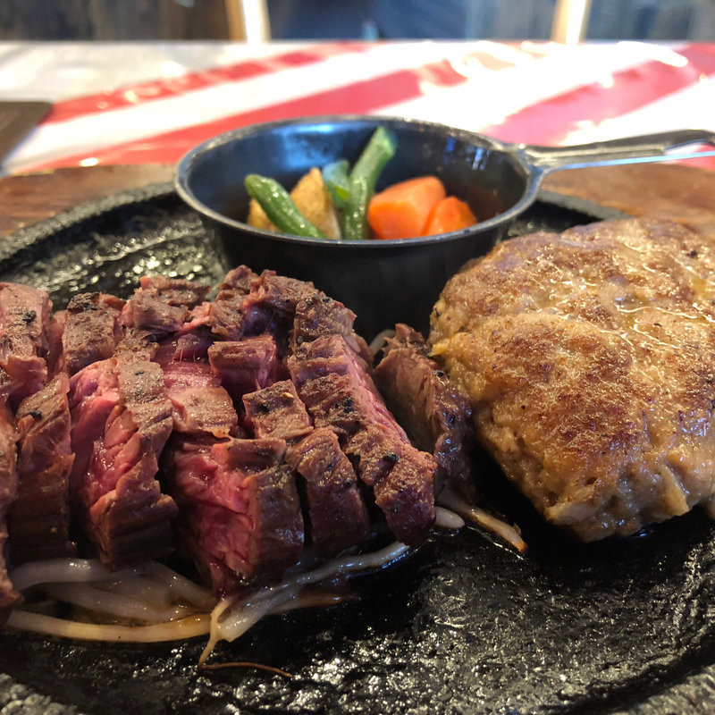 ハンバーグ&カントリーステーキランチ(ガンマン)