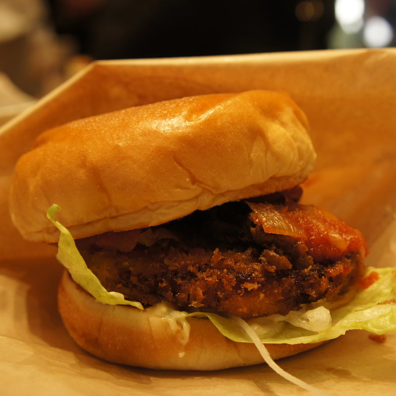 あわじ島オニオンビーフバーガー(絶景レストラン うずの丘)