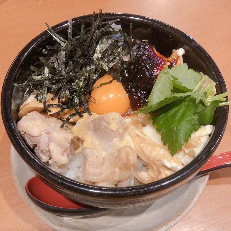 親子丼(三代目鳥メロ 明石駅前店)