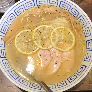 瀬戸内レモンラーメン(ねいろ屋 神保町店)