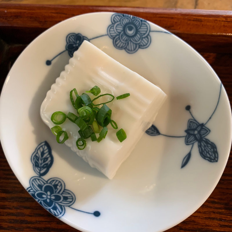 冷奴(手打ちそば　蕎波人 （そばんど）)