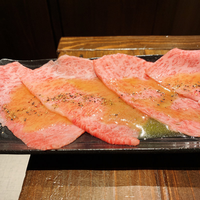 3秒炙りロース(ニクアザブ恵比寿店)