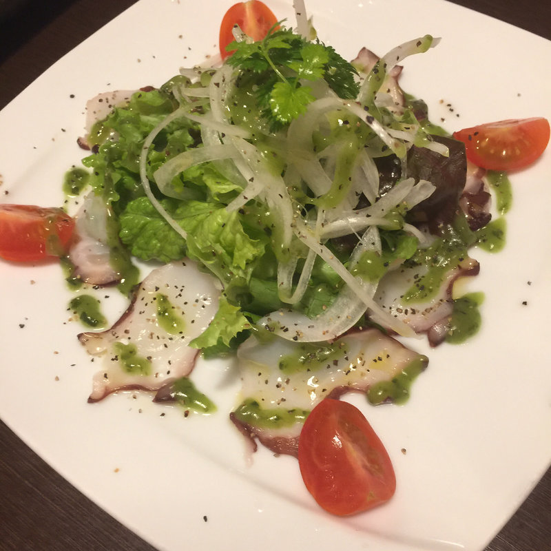 水ダコのカルパッチョ(山 伏見店 ワンランク上の世界の山ちゃん)