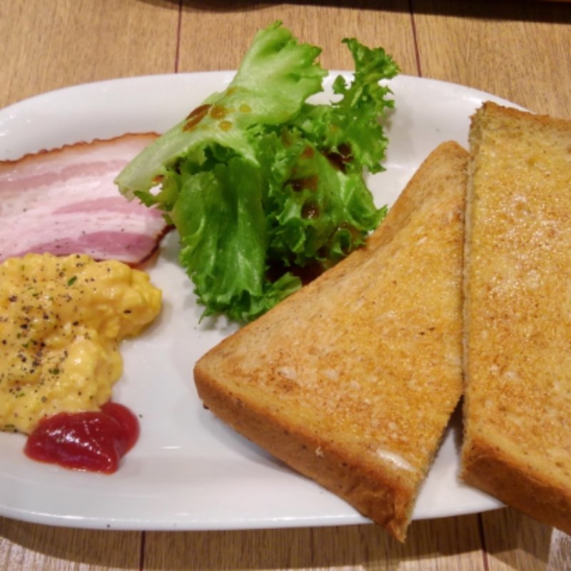 モーニングセット(5 CROSSTIES COFFEE グランスタ店)