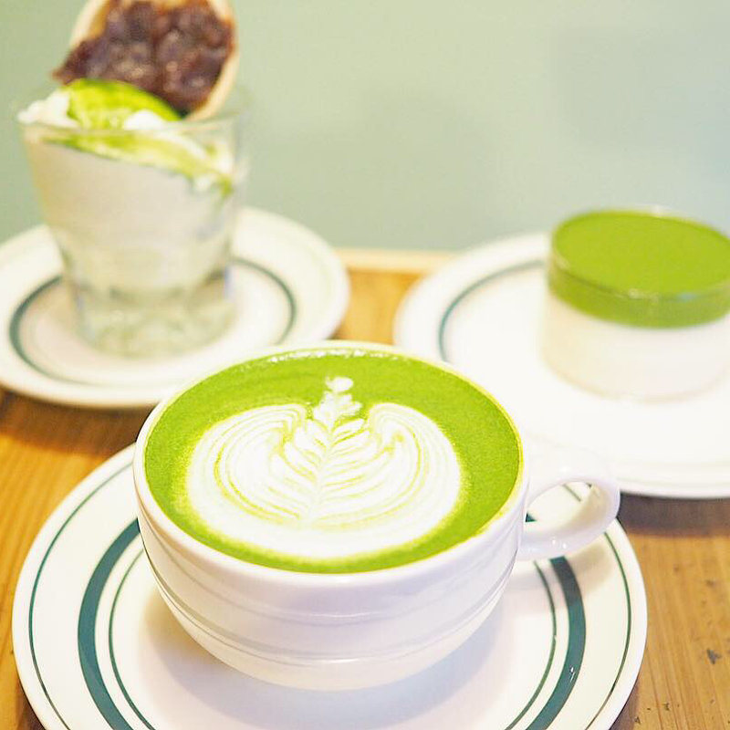 抹茶ラテ(日本茶スタンド「サテン（Saten japanese tea）」)