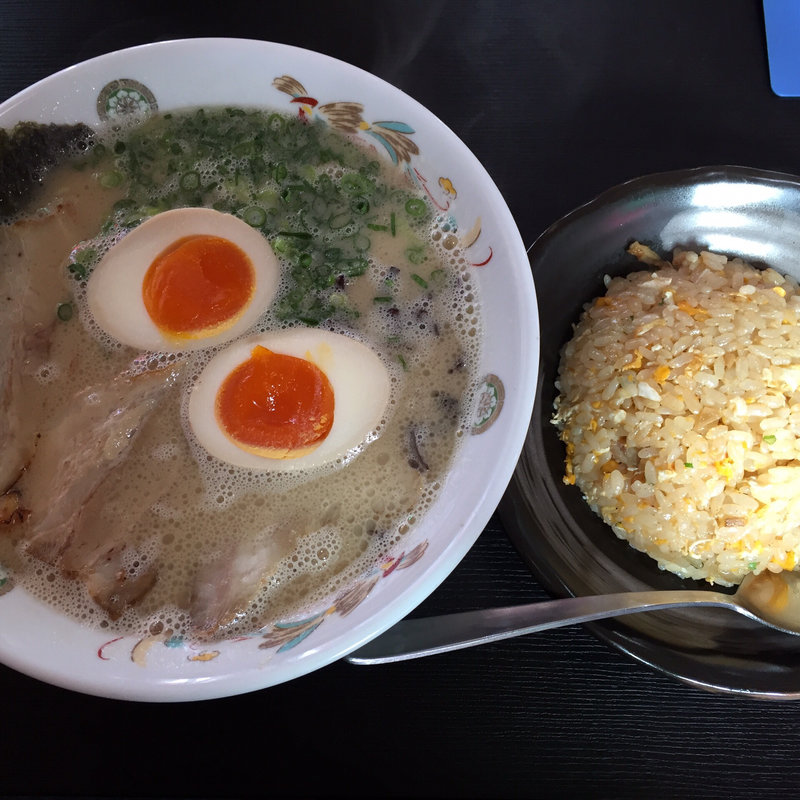 一晋ラーメンAセット(ラーメン一晋)