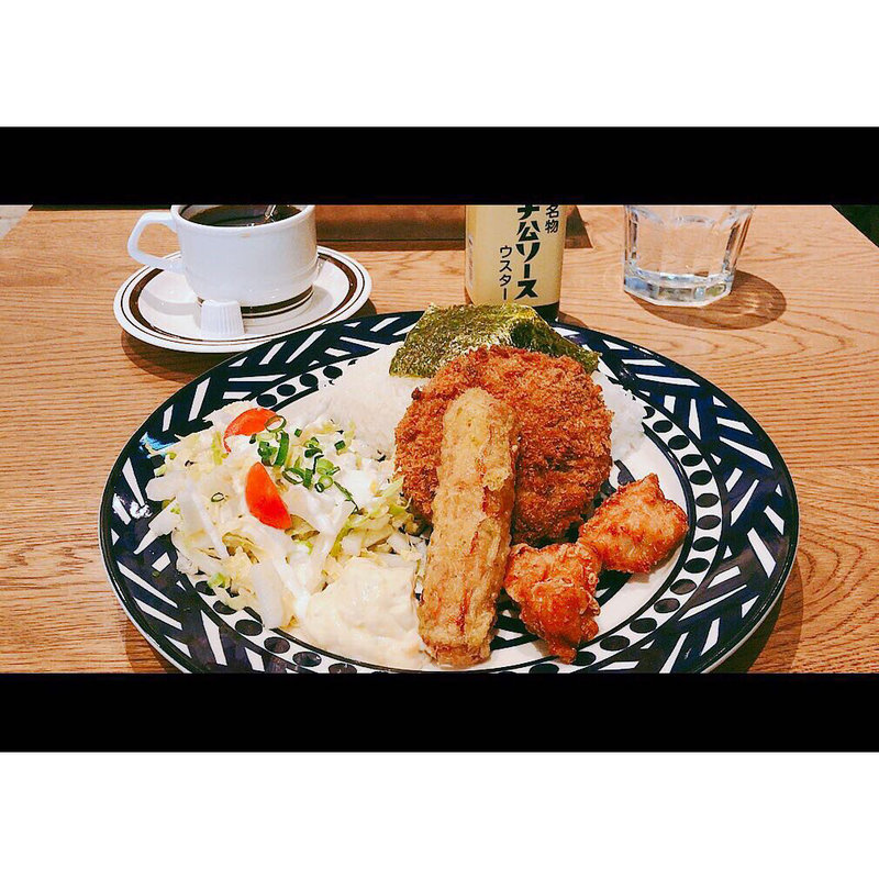 メンチカツプレート&ドリンク(LAND(100BANCH))