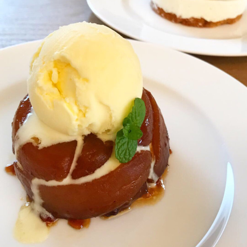 タルトタタン アイスクリーム添え(鹿の舟 囀)