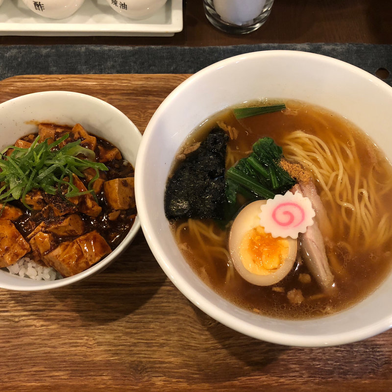 中華そばと麻婆丼(杏仁荘 )