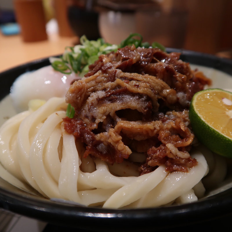 肉ぶっかけうどん冷(日本橋 讃岐うどん ほし野)