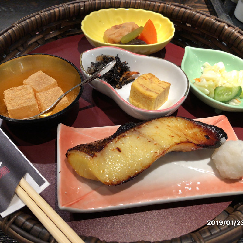 銀鱈西京焼御膳(築地 味の浜藤 醍醐味 グランルーフ店 )