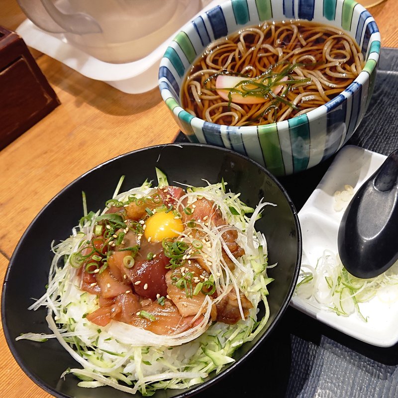 漁師丼とそばのセット(蕎麦居酒屋　高田屋　川崎)