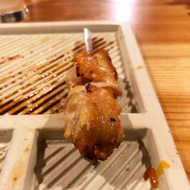 もも(炭焼 鶏たか （すみやきとりたか）)