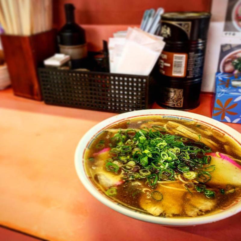 中華そば(まるやま中華そば 小松原本店 （まるやまちゅうかそば）)