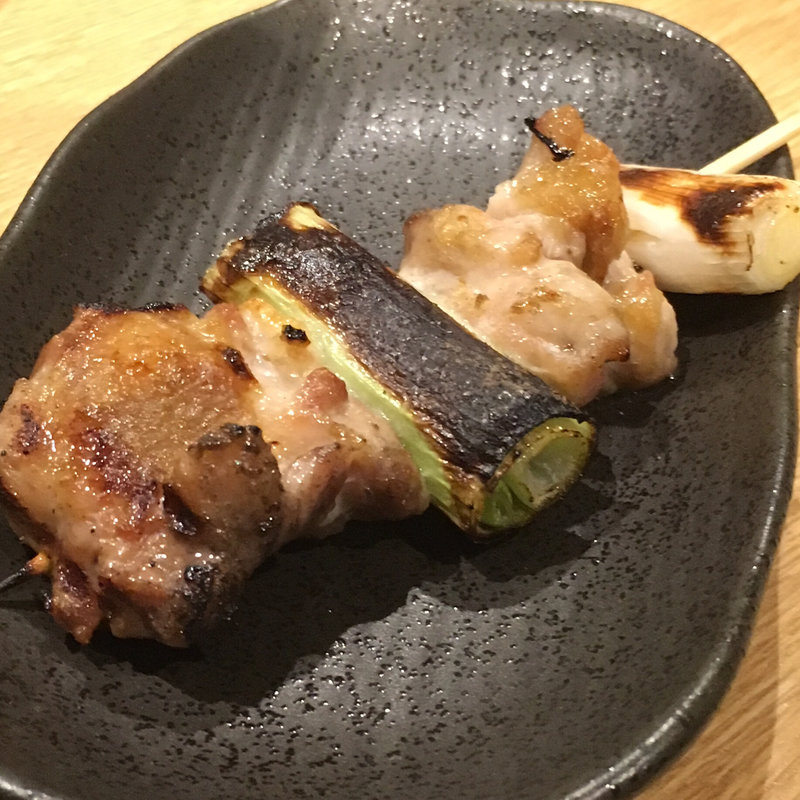ねぎま(焼き鳥居酒屋 炭火焼と旬菜 KOYOI 新宿西口)