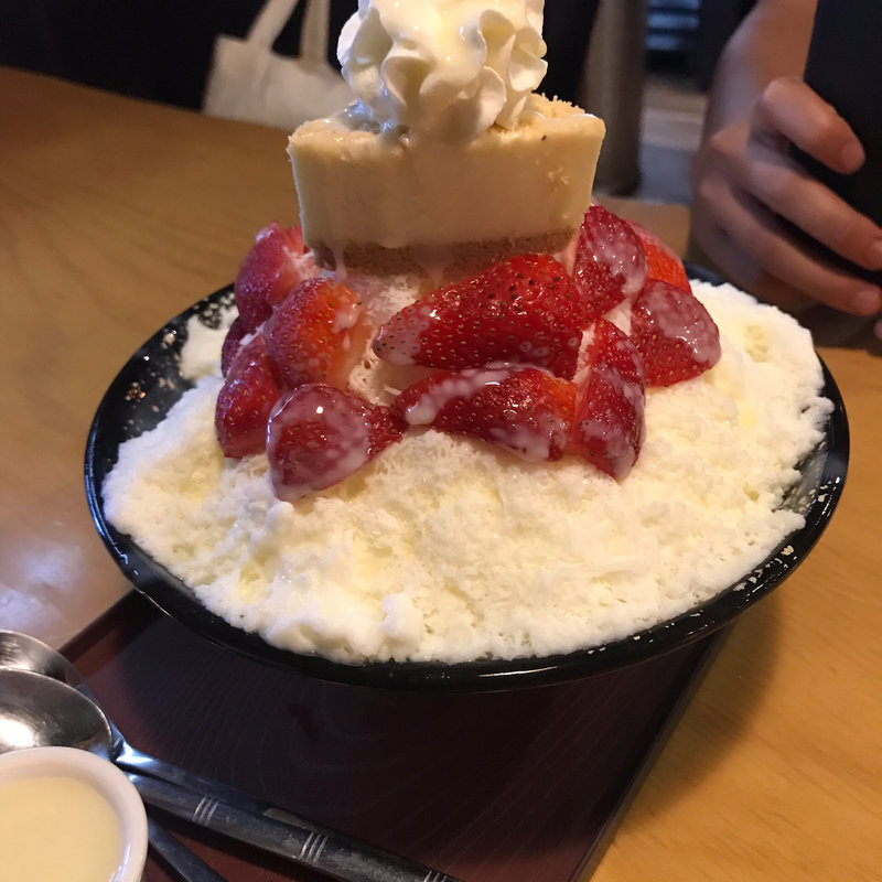 ストロベリーチーズケーキ味(izakaya Ichi)