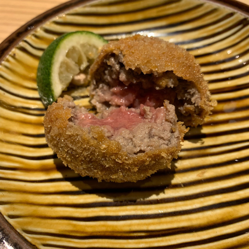 名物にしたい メンチカツ(食堂えぶりお )