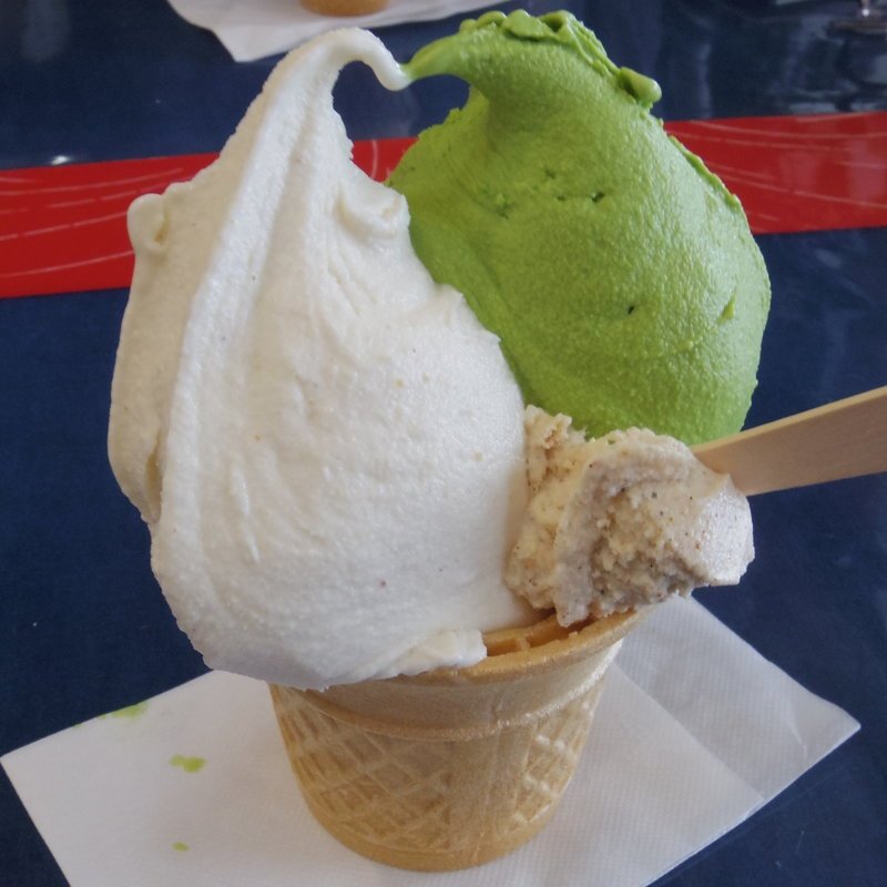 ダブル（抹茶・金のいぶき）(うご・じぇら )