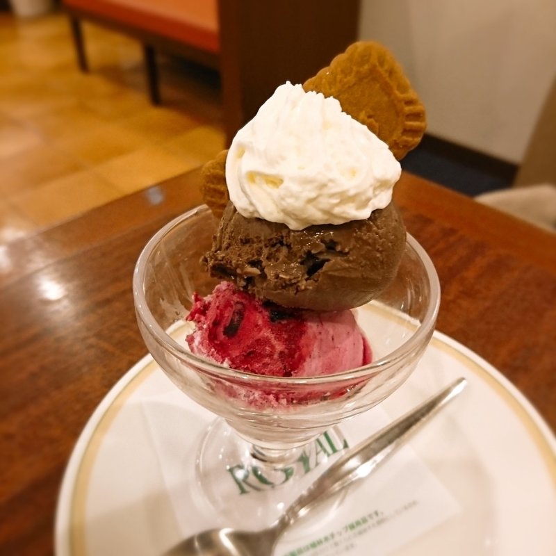 ダブルチョイスアイス(ロイヤルホスト泉佐野店)