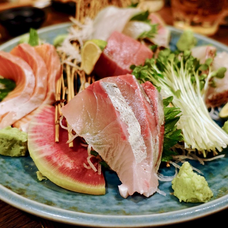 お造り盛り合わせ（5種）(食やますぞう)