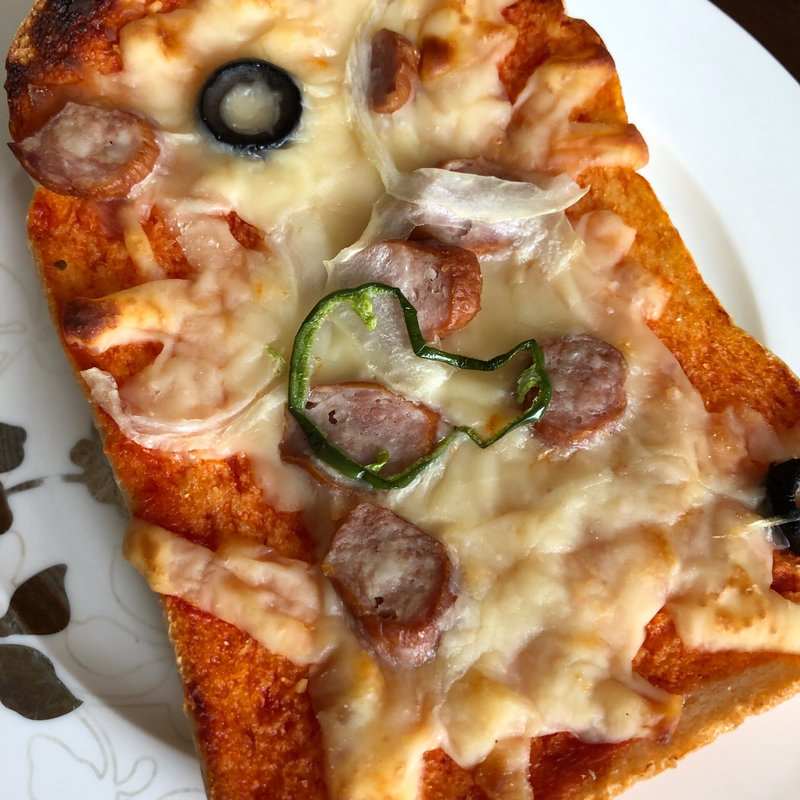 ピザパン(愛とパン )