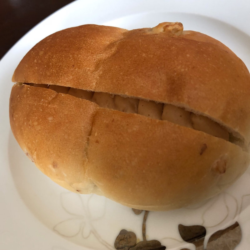 ピーナツパン(愛とパン )