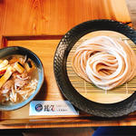 きのこ肉汁うどん(大)(武蔵野うどん 武久 八木製麺所)