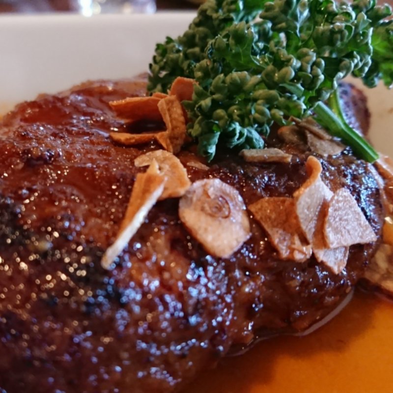 ガーリックソースハンバーグ(ポワル )