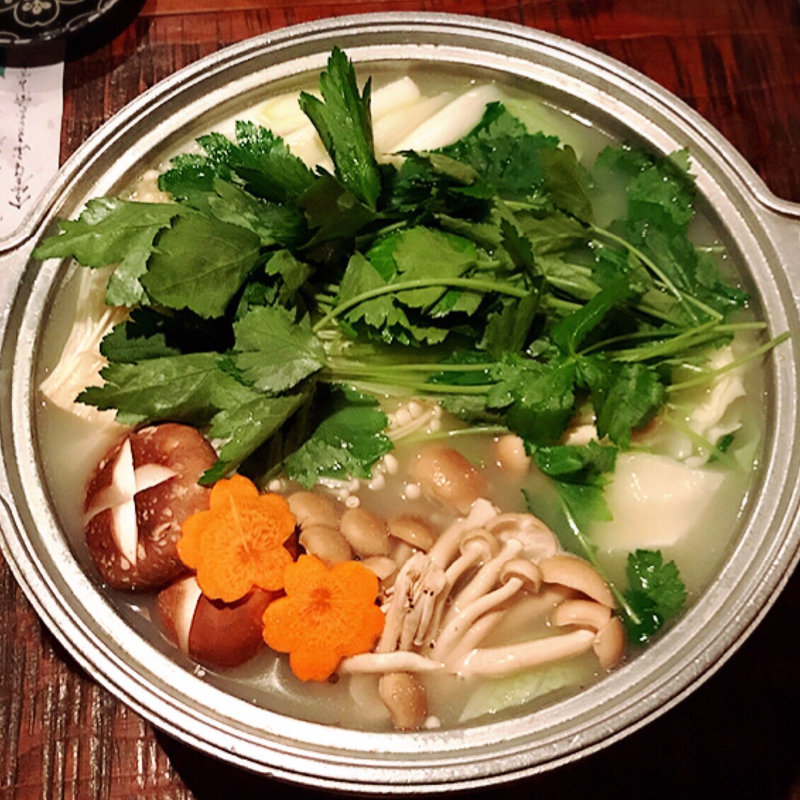 水炊き(花山葵 （はなわさび）)