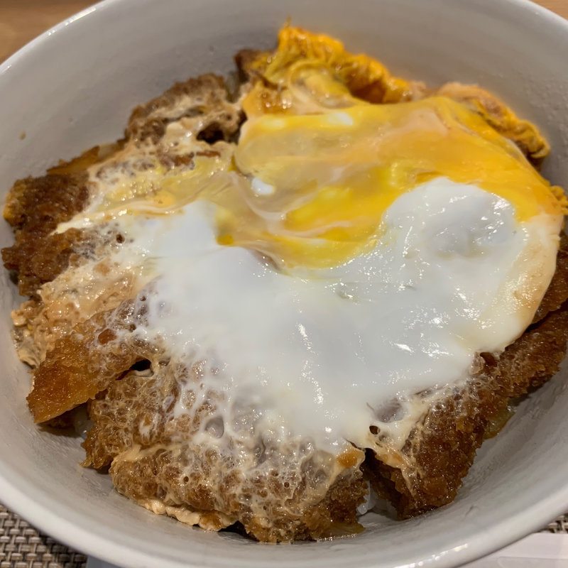 かつ丼豚汁付き(友楽)