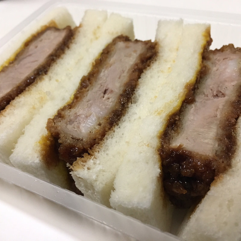 ひれかつサンド(ファミリーマート 札幌南２条西４丁目店)