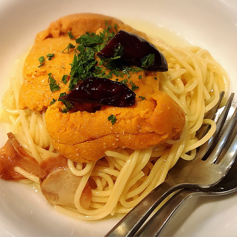 生ウニのペペロンチーノパスタ(路地裏のタパス　イシオカ )