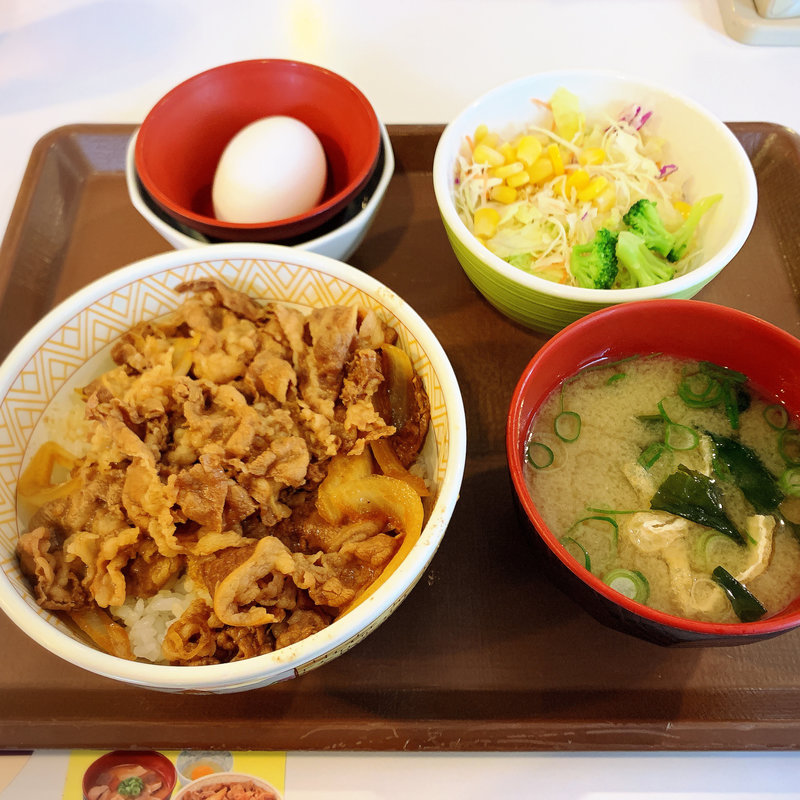 牛丼（並盛）サラダセット(すき家 環八高井戸店 )