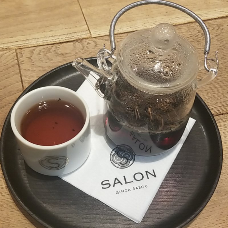 焙煎かりがね茶(パフェとセット料金)(サロン ギンザ サボウ （SALON GINZA SABOU）)