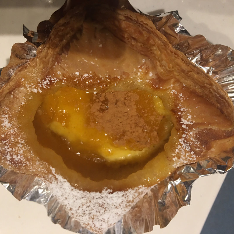 カスタードとりんごソースのデニッシュ シナモン風味(かせやCAFE （カセヤカフェ）)