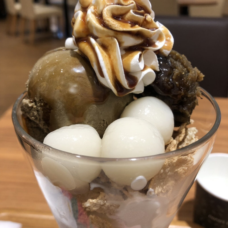 ほうじ茶白玉パフェ(ナナズグリーンティー イオンモール広島府中店)