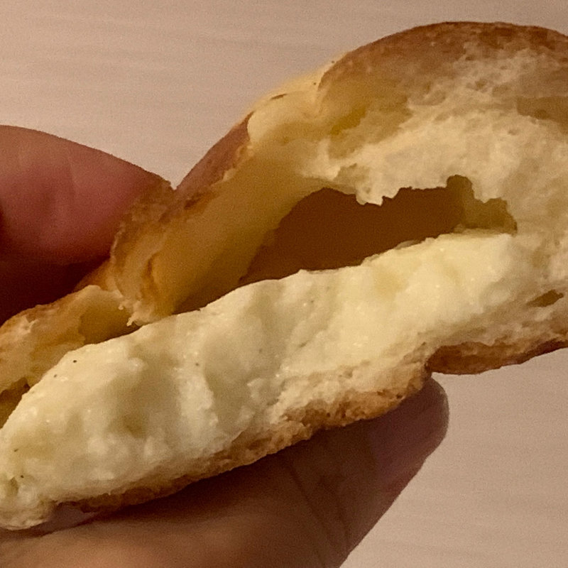 土遊野たまごのクリームパン(ベッカライ ヒンメル 目黒駅(Himmel) )