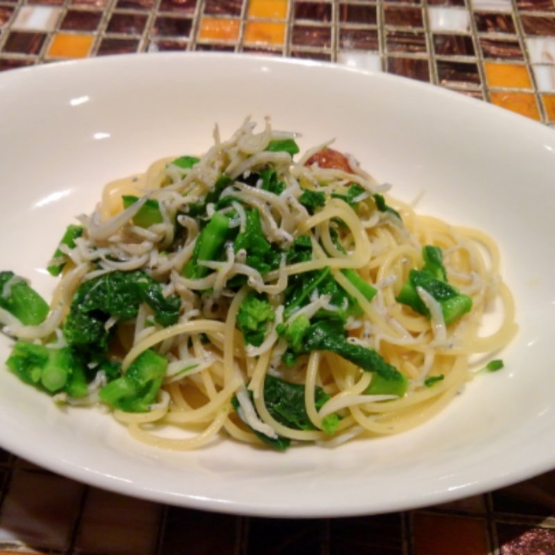 しらすと菜の花のペペロンチーノ(TRATTORIA ARIETTA（トラットリア アリエッタ）)