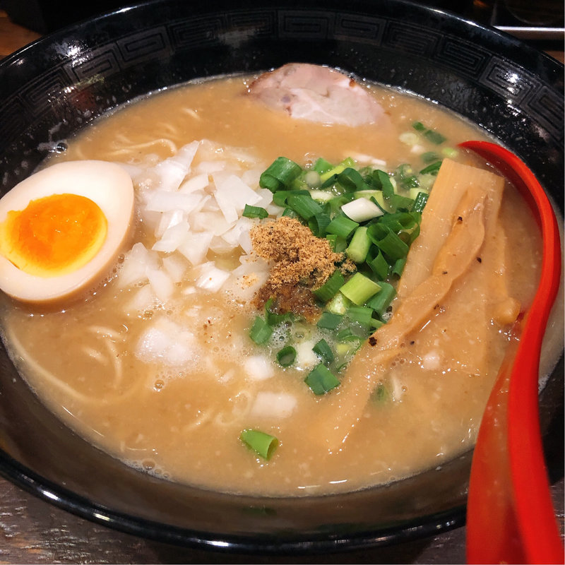 とんこつラーメン(つけ麺 らーめん 龍神)